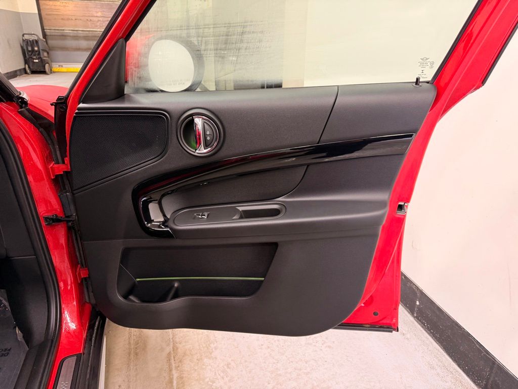 Thumbnail: 2022 MINI Cooper Countryman - 28