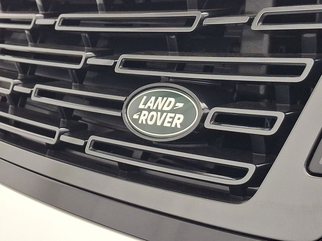 Thumbnail: 2026 Land Rover Range Rover - 23
