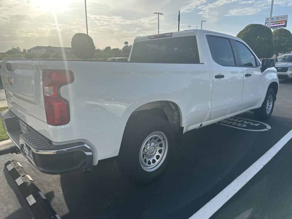 Thumbnail: 2021 Chevrolet Silverado 1500 - 4