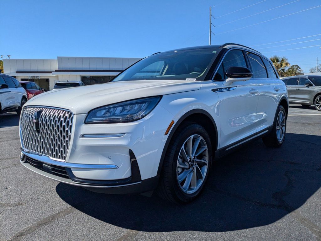 2025 Lincoln Corsair Premiere