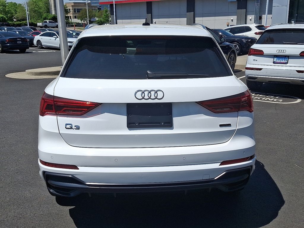 2022 Audi Q3 Premium 5