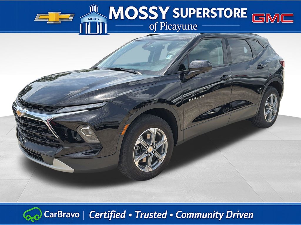 Black 2024 Chevrolet Blazer SUV / Crossover Front-Wheel Drive 9-Speed Automatic Overdrive