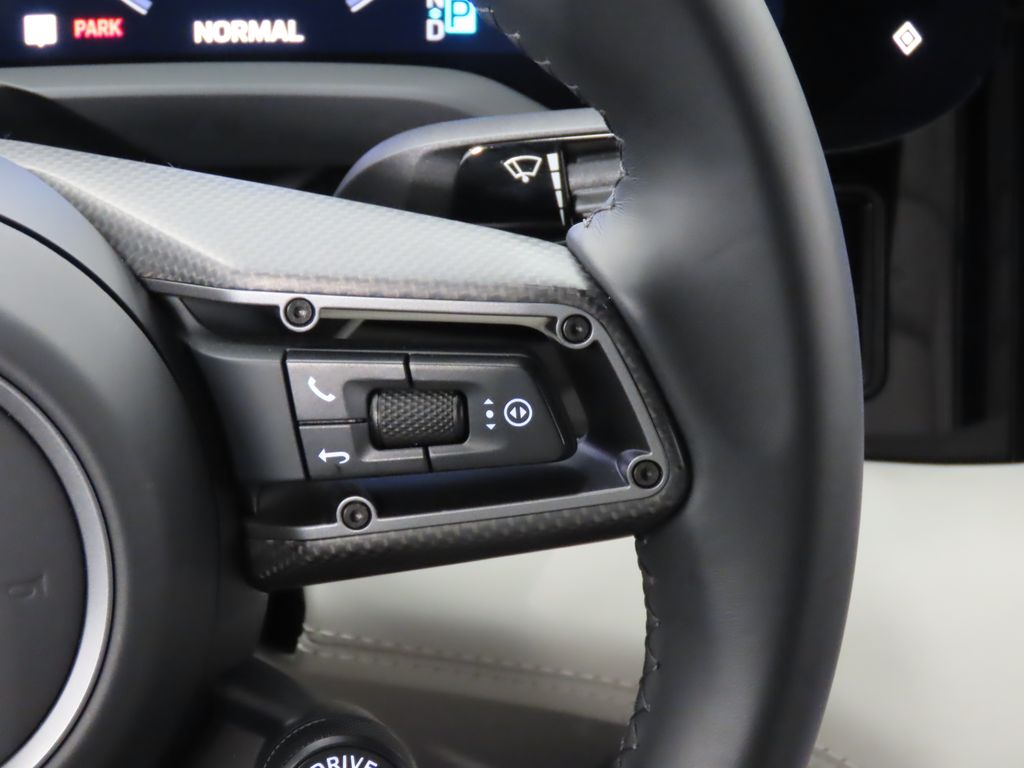 Thumbnail: 2025 Porsche Taycan - 22