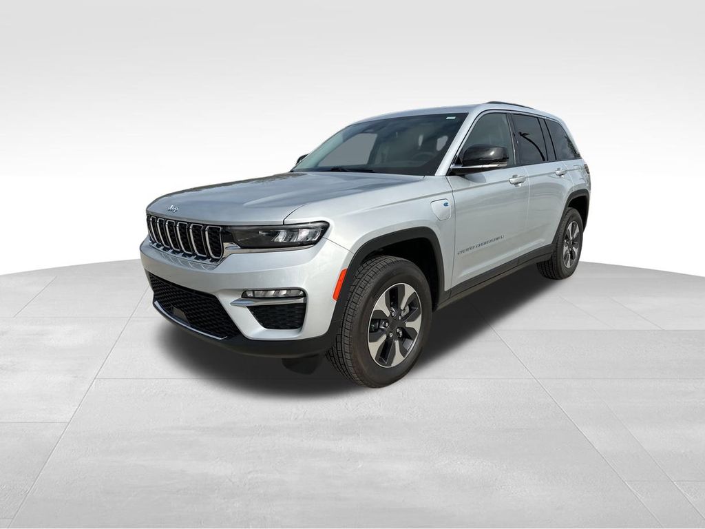 2022 Jeep Grand Cherokee Base 4xe 3