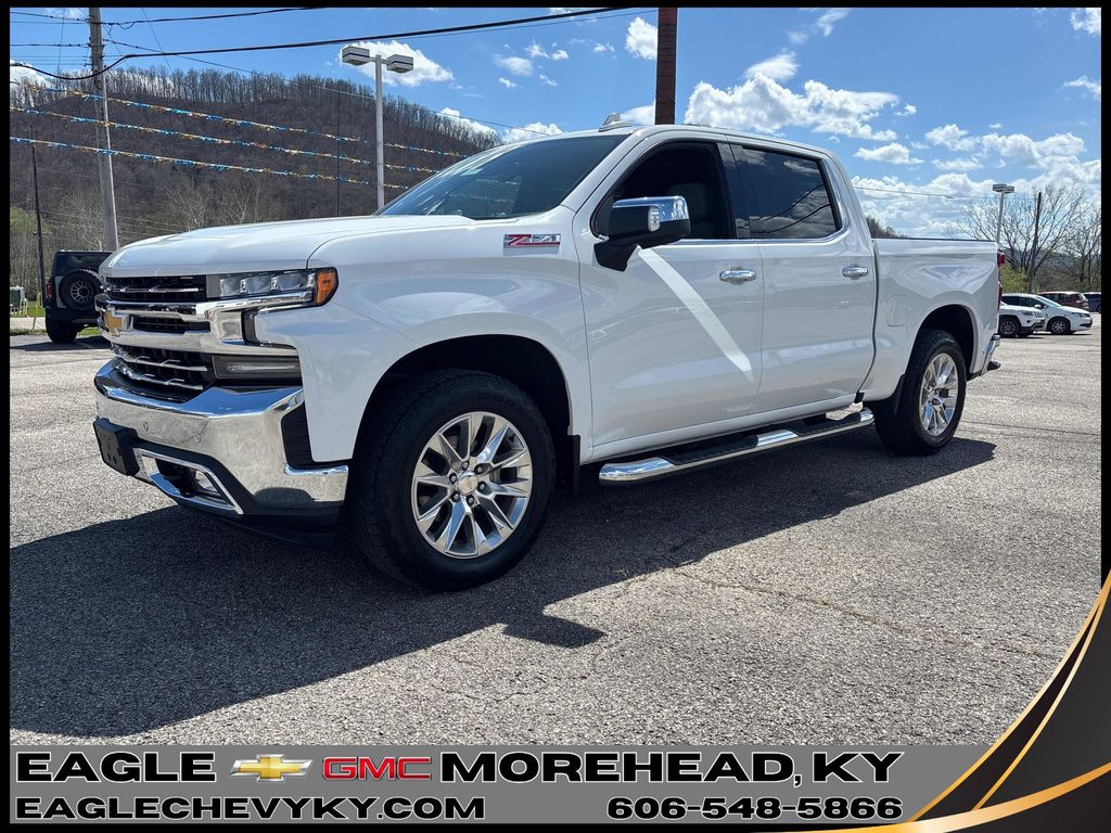 2022 Chevrolet Silverado 1500 LTZ Crew Cab 4WD