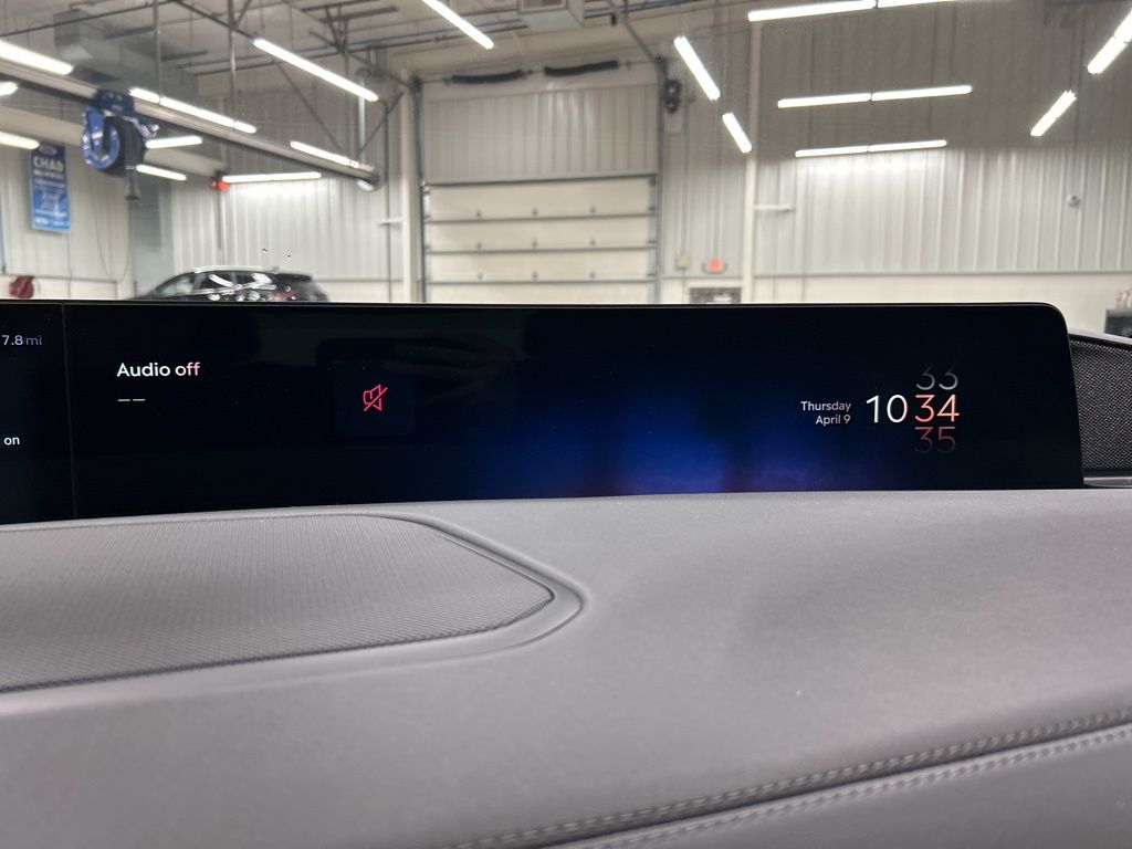 new 2026 Lincoln Navigator car, priced at $106,480