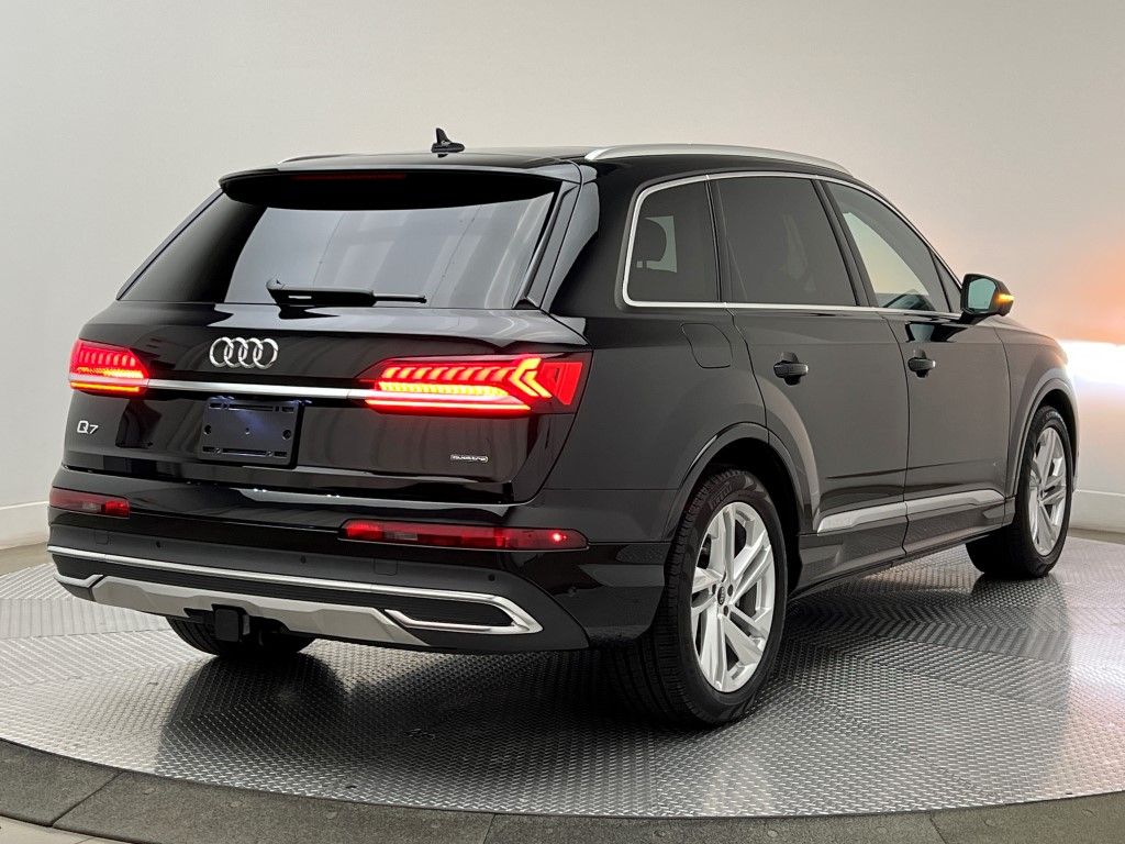Thumbnail: 2023 Audi Q7 - 5
