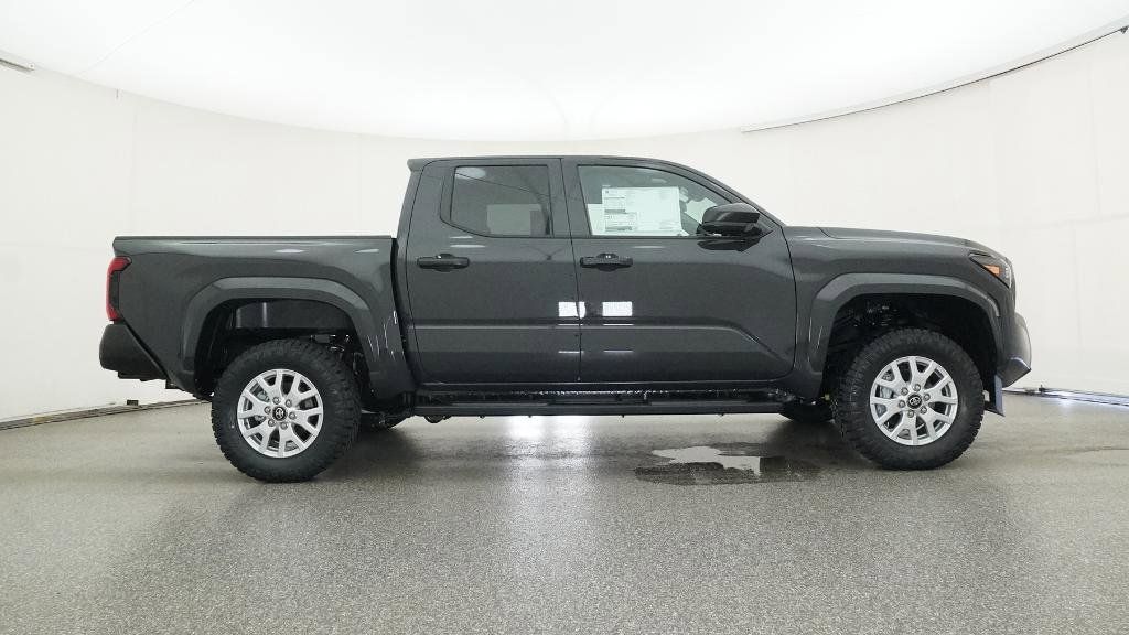 Thumbnail: 2025 Toyota Tacoma - 21