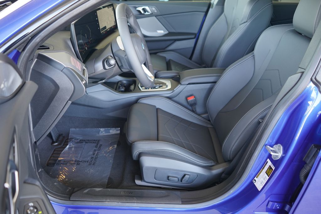 Thumbnail: 2026 BMW 2 Series - 11