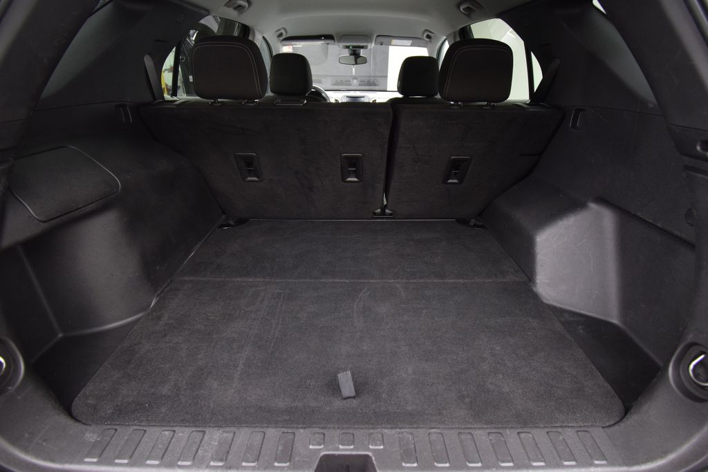 used 2023 Chevrolet Equinox car, priced at $17,200