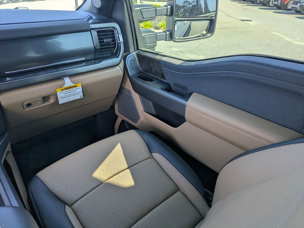 2026 Ford F-250 Super Duty LARIAT