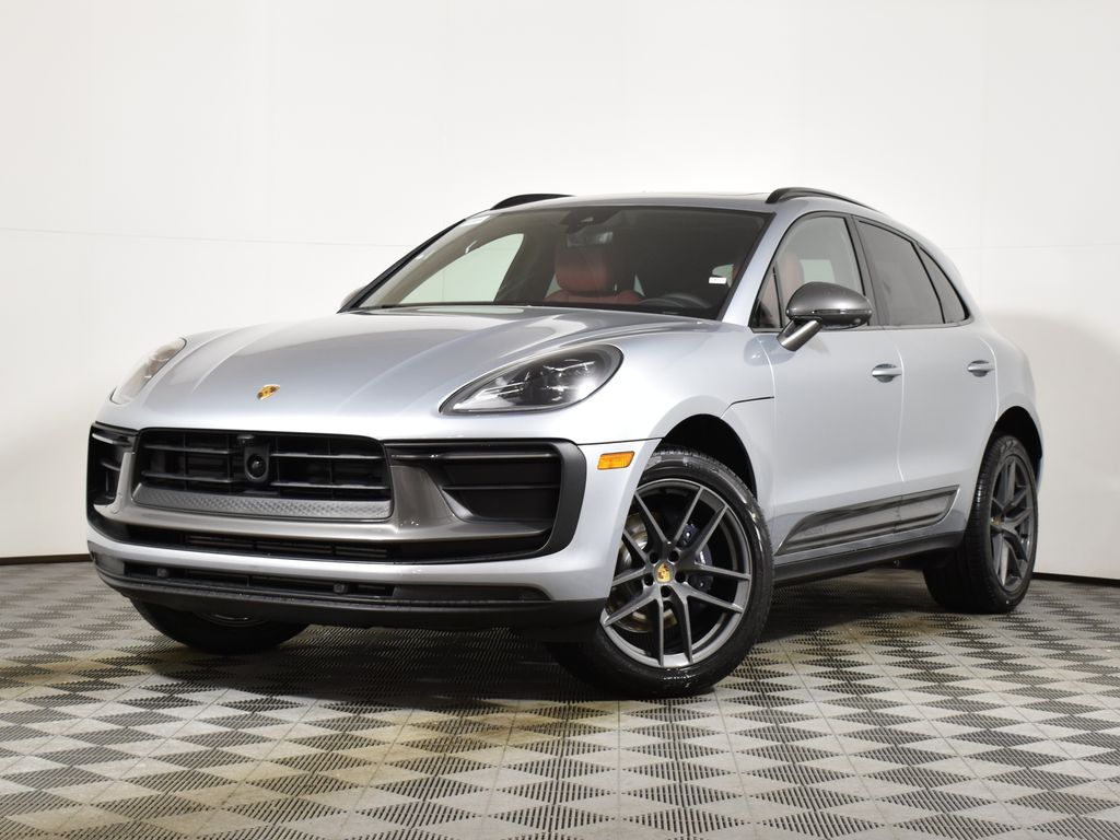 Thumbnail: 2026 Porsche Macan - 1