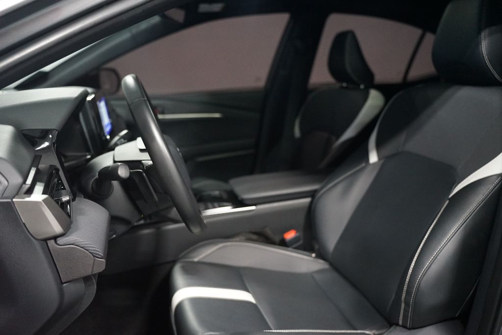 Thumbnail: 2025 Toyota Camry - 6