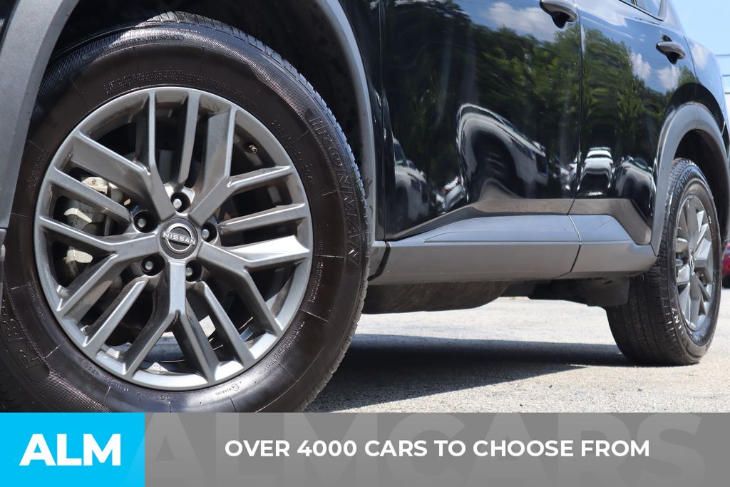 Used 2024 Black Nissan S image 3