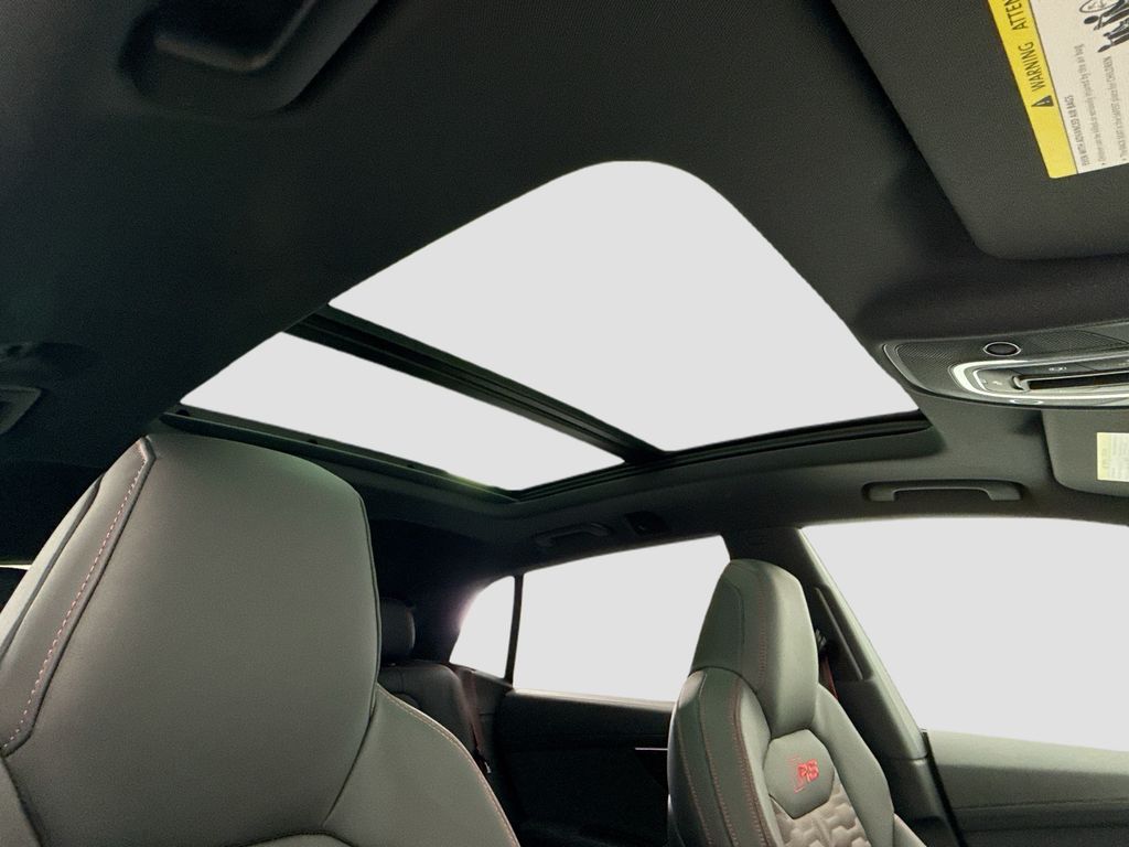 Thumbnail: 2026 Audi RS Q8 - 18