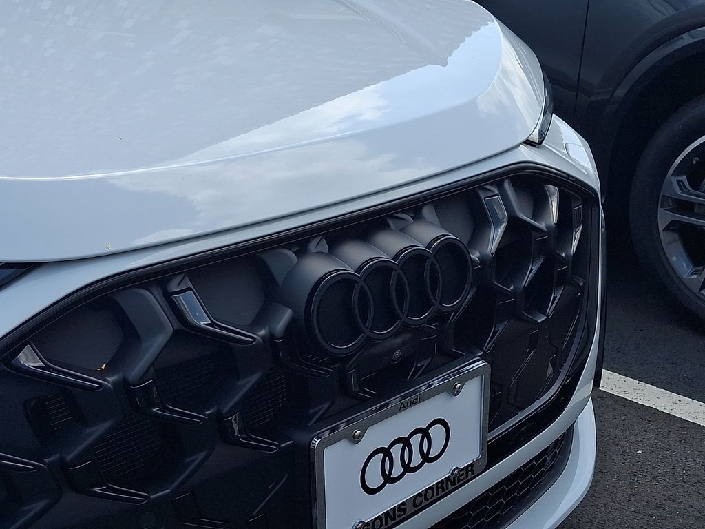Thumbnail: 2026 Audi Q5 - 4