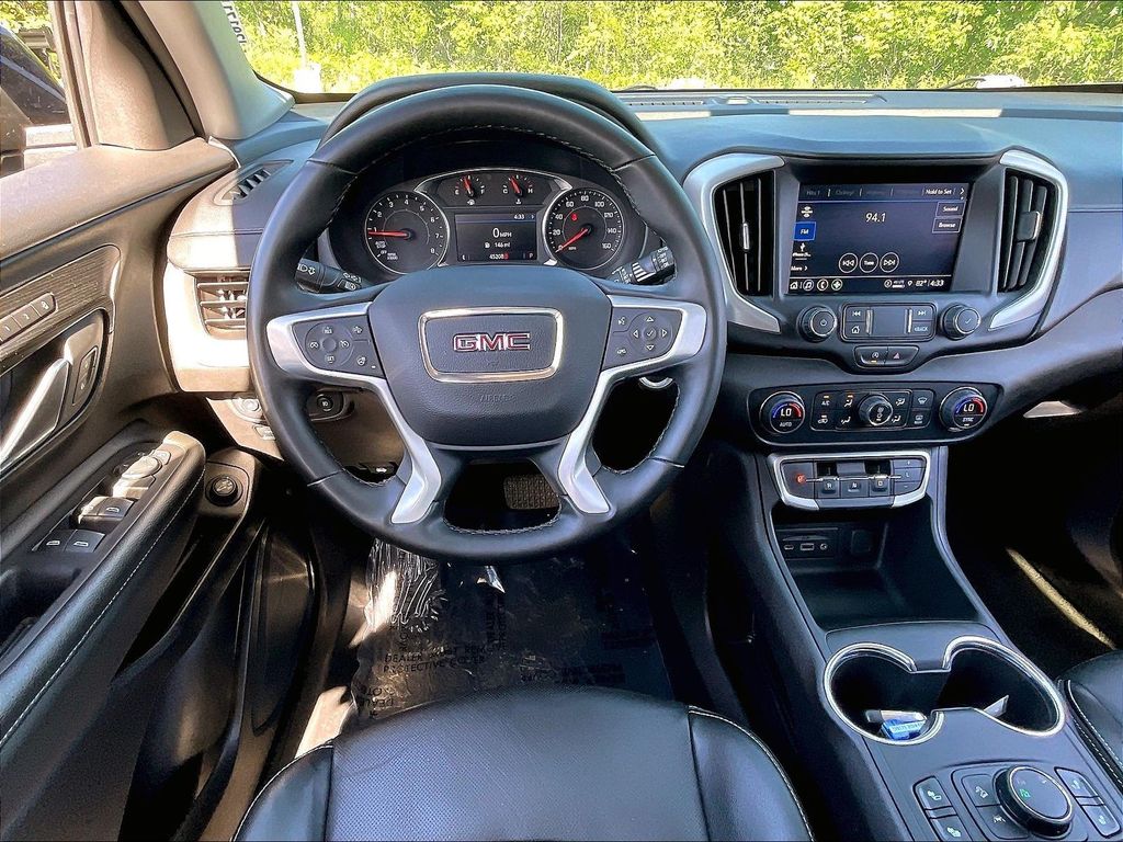 2024 GMC Terrain — photo 16