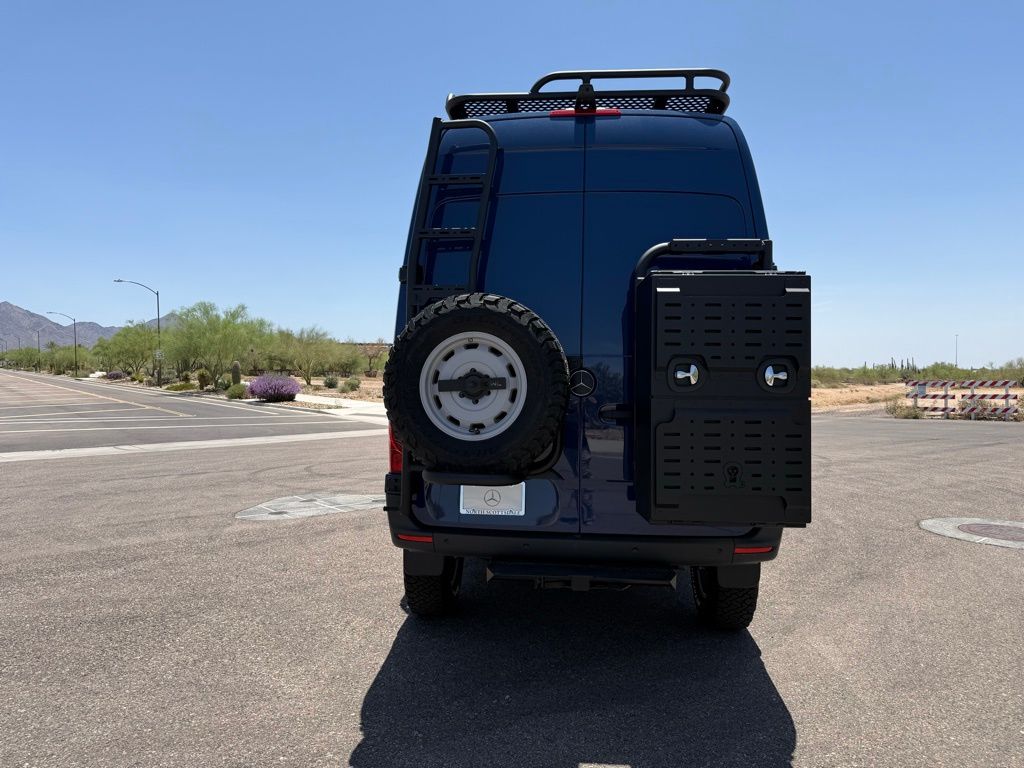 Thumbnail: 2025 Mercedes-Benz Sprinter - 7