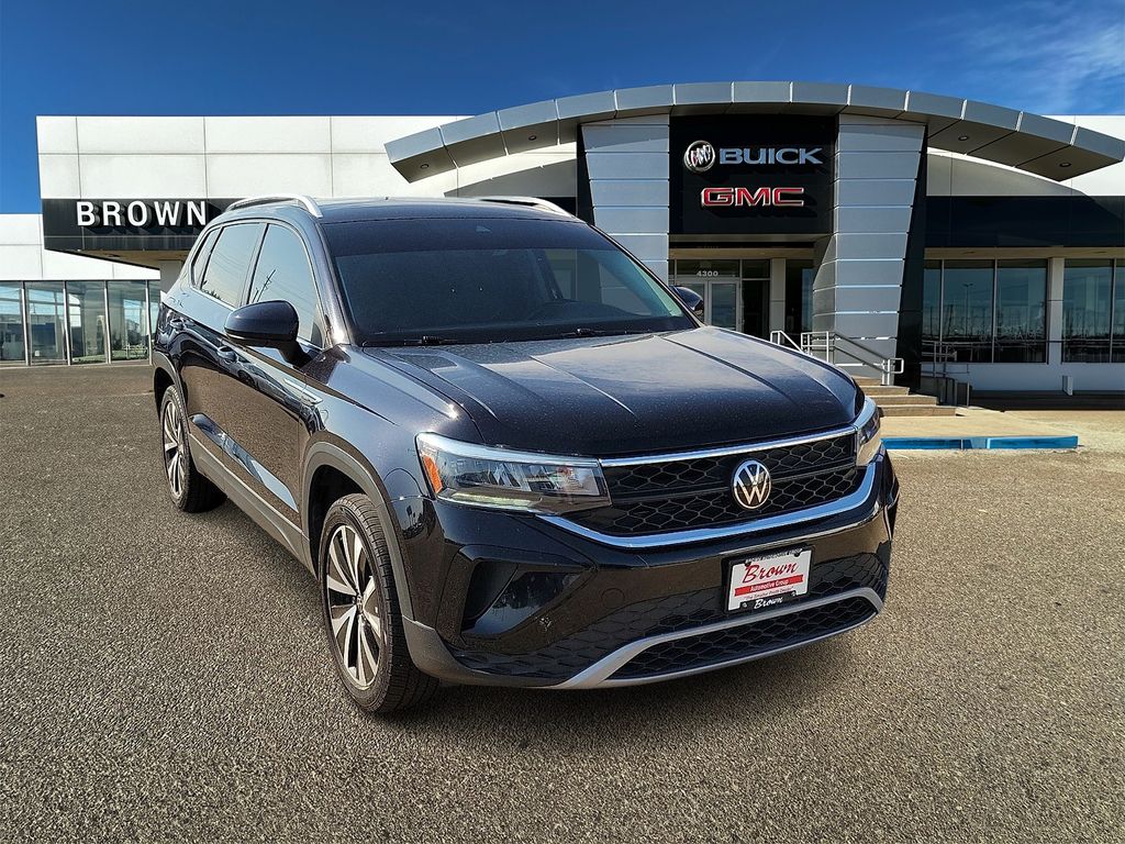 2024 Volkswagen Taos 1.5T SE - 0