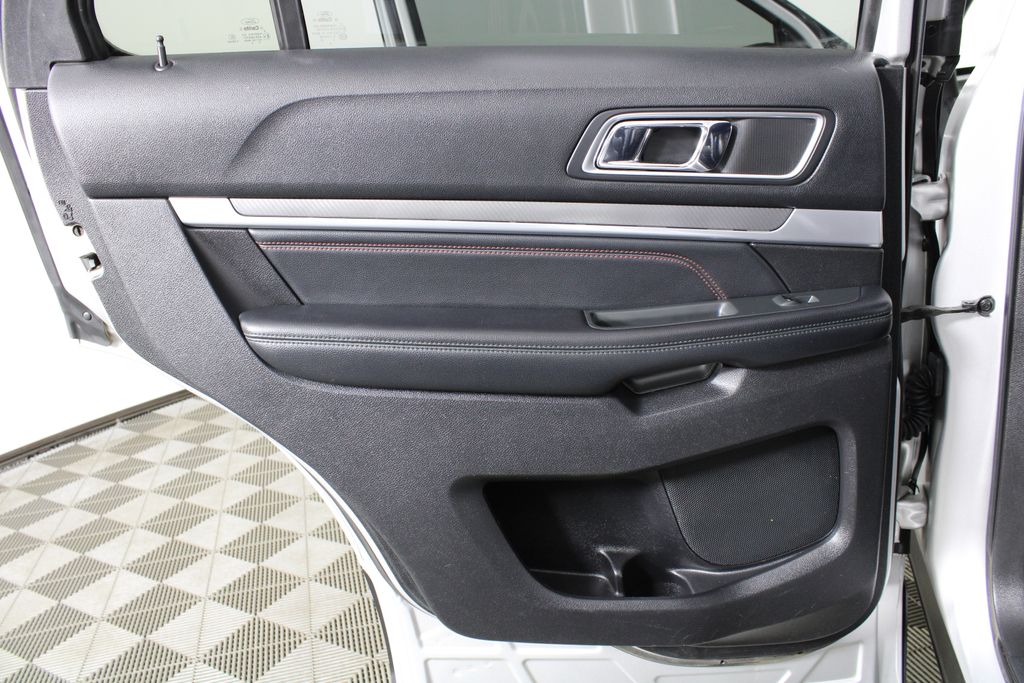 Used 2016 Ford Explorer for sale in 