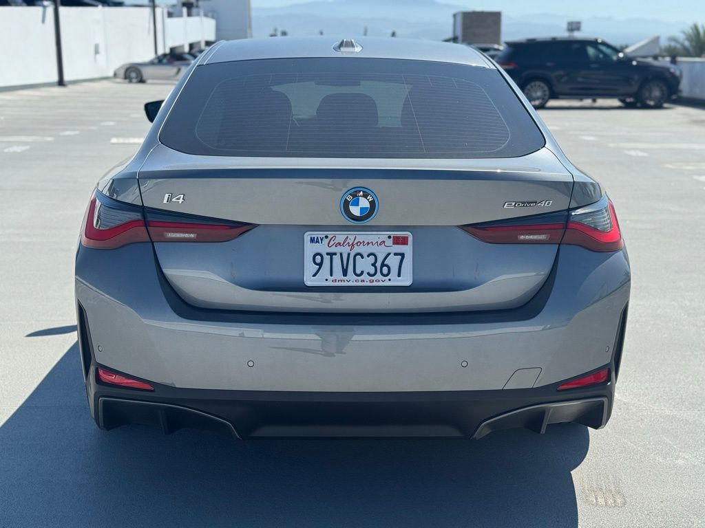 Thumbnail: 2025 BMW i4 - 6