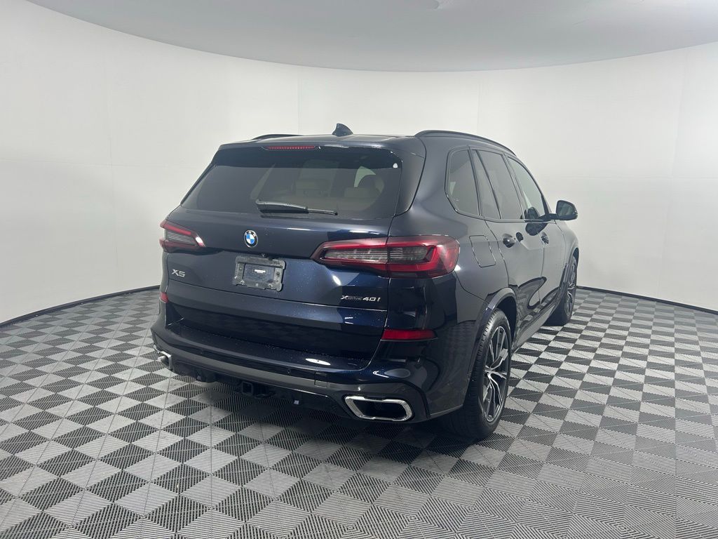 Thumbnail: 2022 BMW X5 - 5