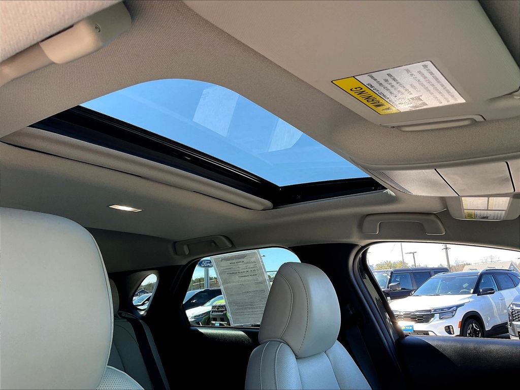 2023 Mazda CX-30 — photo 21