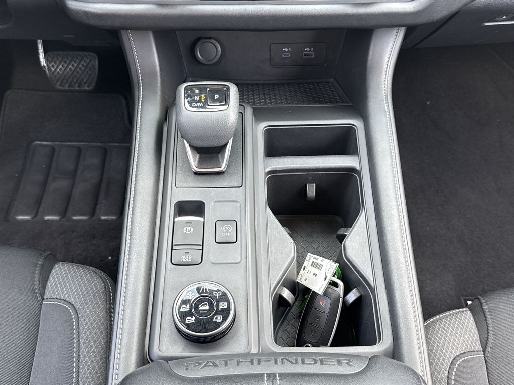 Used 2023 Nissan Pathfinder SUV