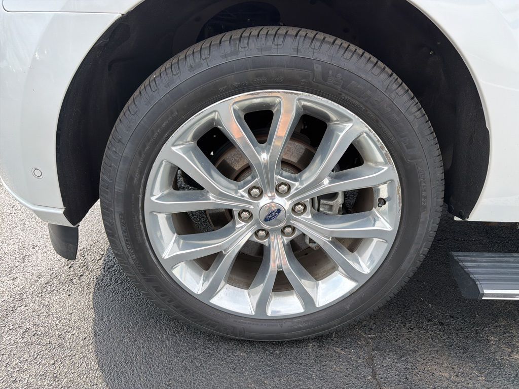 Thumbnail: 2019 Ford Expedition MAX - 10