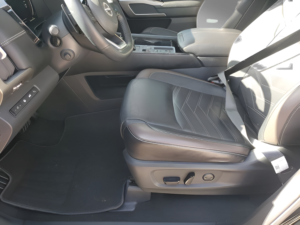 Used Car 2023 Nissan Pathfinder  Platinum For Sale Under $35,000 In Austin, Texas