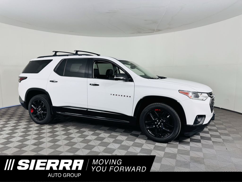 Summit White 2020 Chevrolet Traverse SUV / Crossover Front-Wheel Drive 9-Speed Automatic