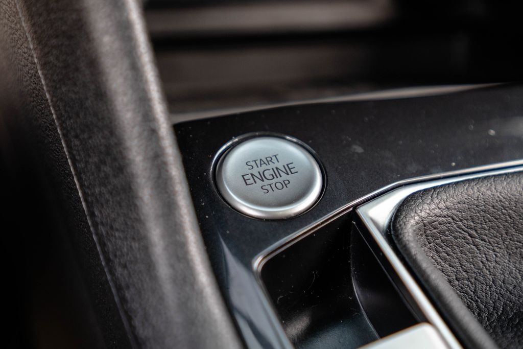 Used 2024 Volkswagen Tiguan SUV