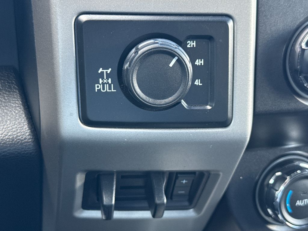 Certified Used 2020 Gray Ford Lariat image 24