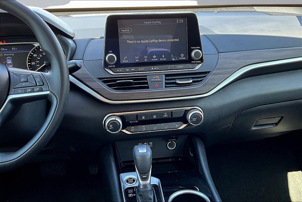 2024 Nissan Altima 2.5 SV - 8