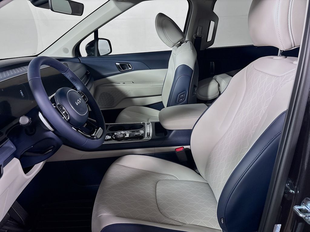 2026 Kia Carnival Hybrid SX