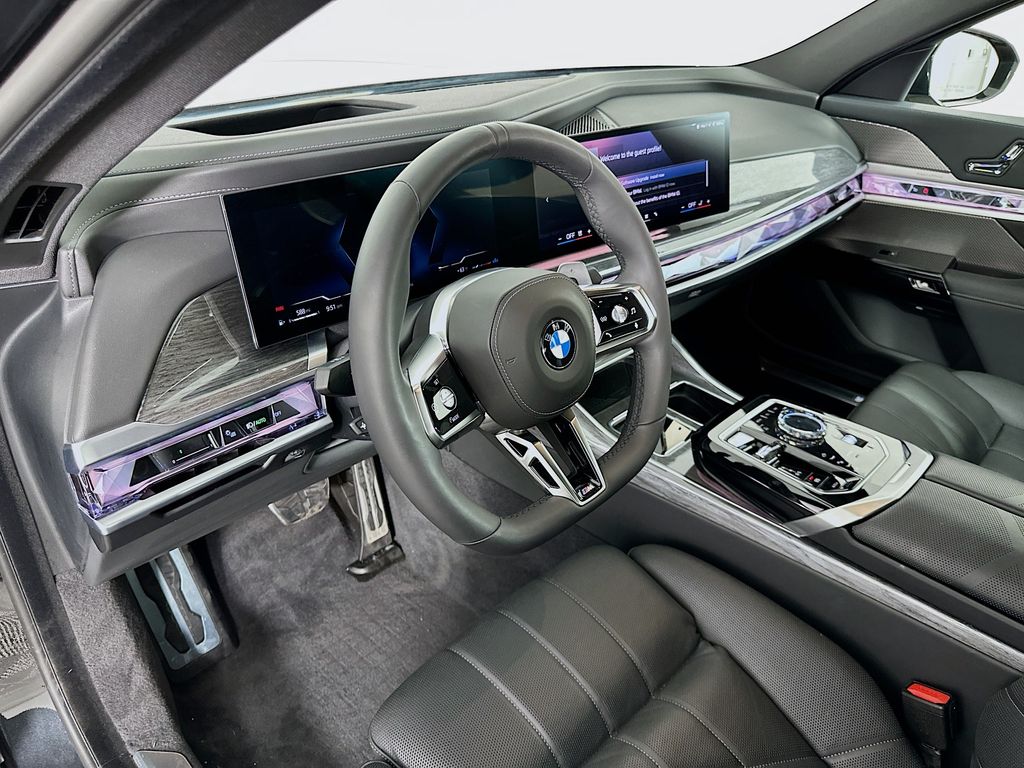2024 BMW 7 Series 740i xDrive 9