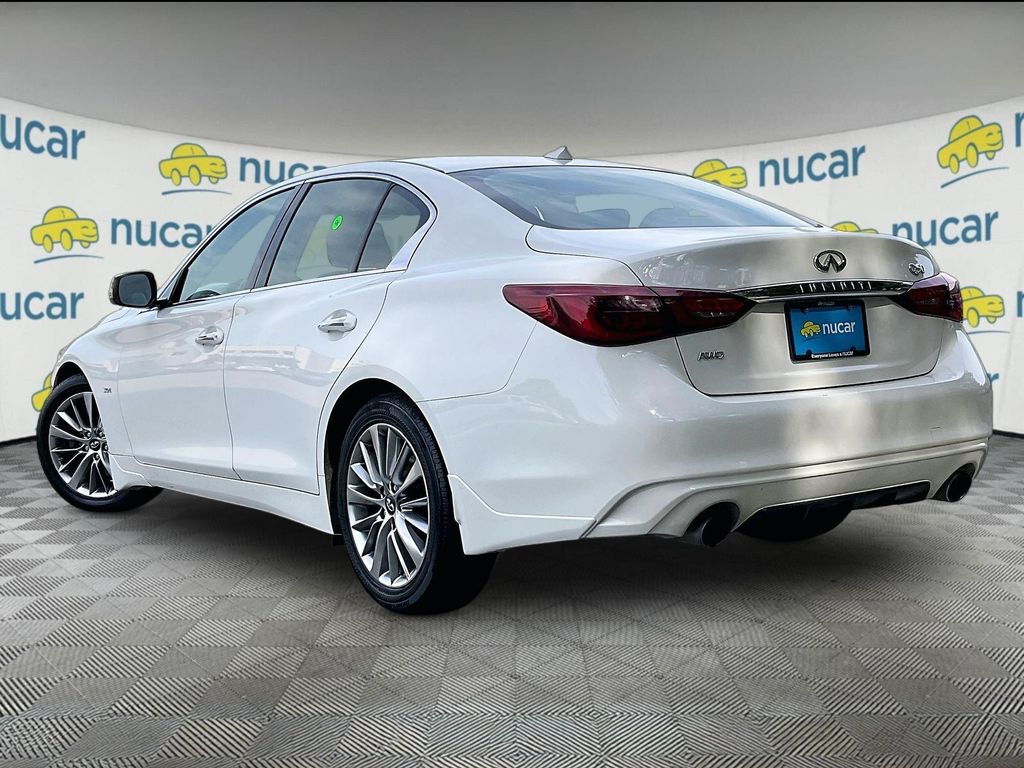 2018 INFINITI Q50 — photo 3