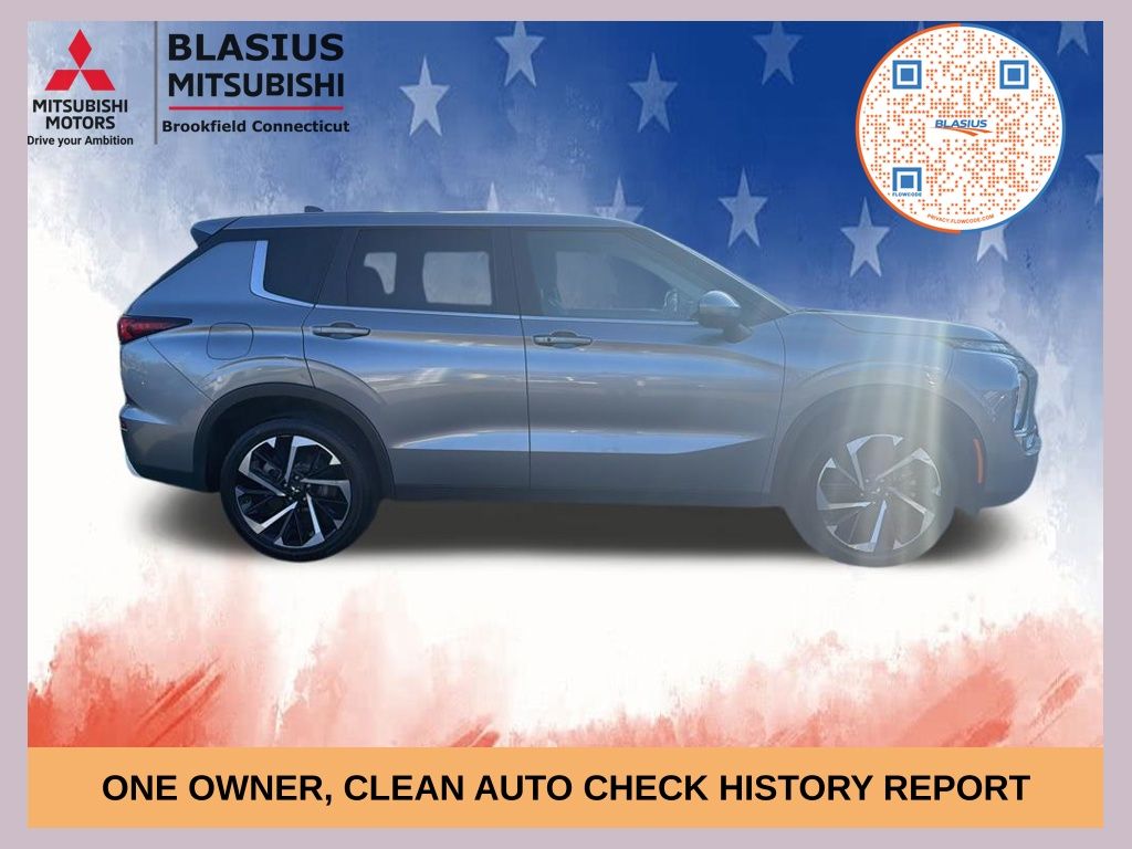 Gray 2022 Mitsubishi Outlander SUV / Crossover All-Wheel Drive Continuously Variable Transmission