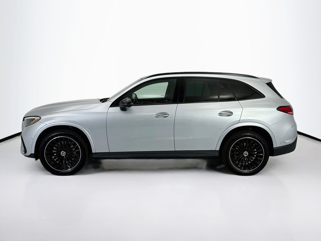 Thumbnail: 2027 Mercedes-Benz GLC - 8