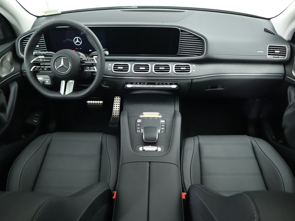 2025 Mercedes-Benz GLS 450 4MATIC 14