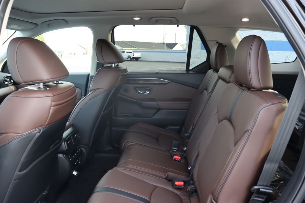 2025 Honda Pilot Elite 12
