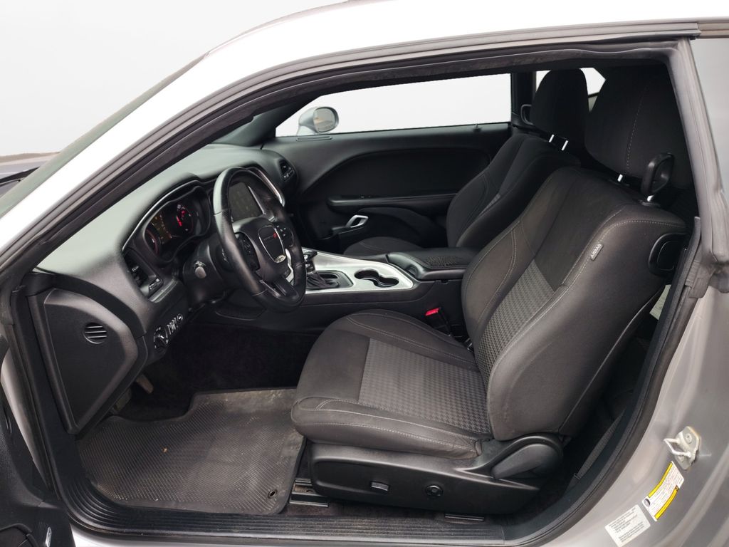 Used Car 2016 Dodge Challenger  Sxt For Sale Under $20,000 In Austin, Texas