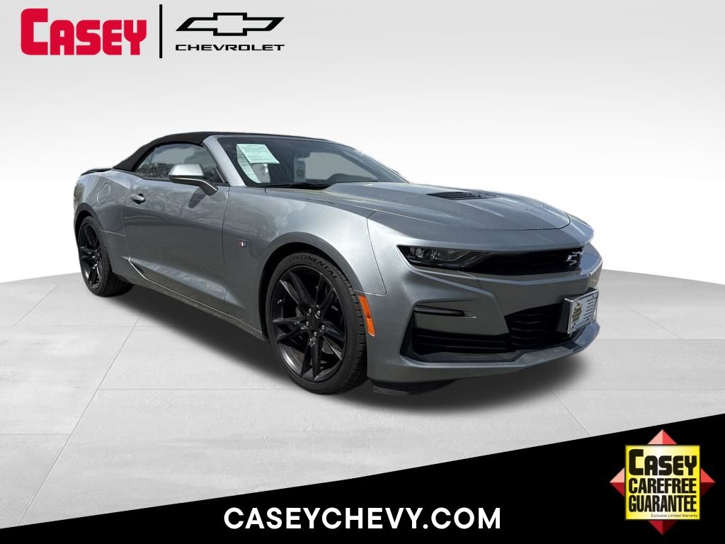 Sharkskin Metallic 2023 Chevrolet Camaro 1SS Convertible RWD Convertible Rear-Wheel Drive Automatic