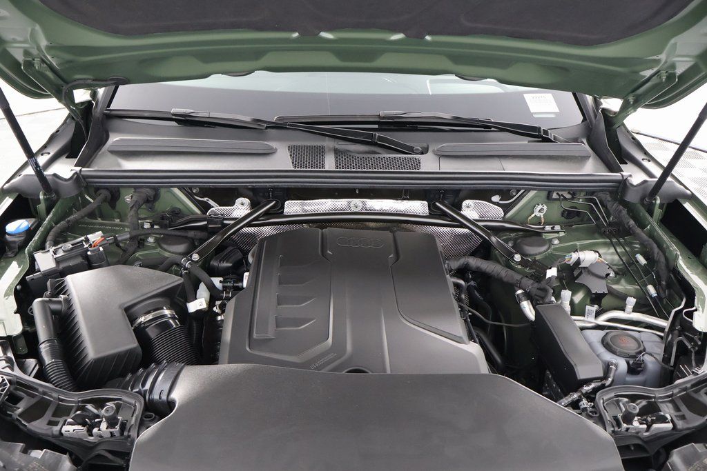 Thumbnail: 2026 Audi Q5 - 9