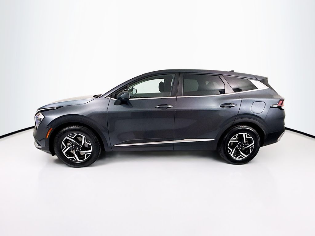 Thumbnail: 2023 Kia Sportage - 8