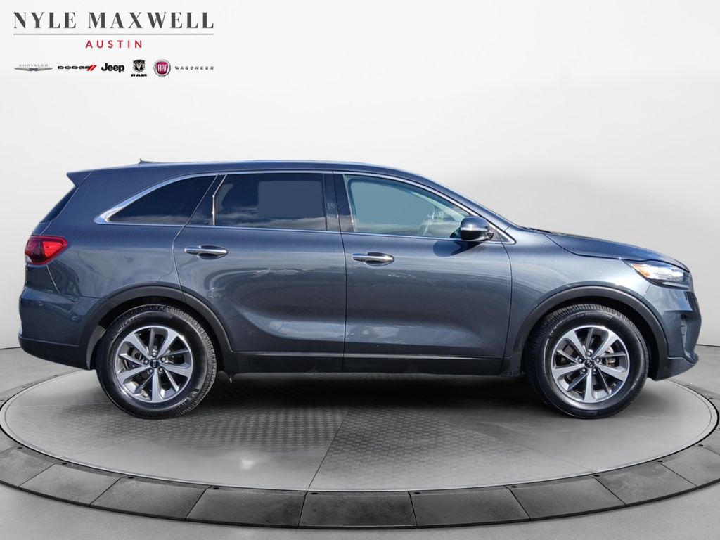 Used Car 2020 Kia Sorento  Lx For Sale Under $15,000 In Austin, Texas