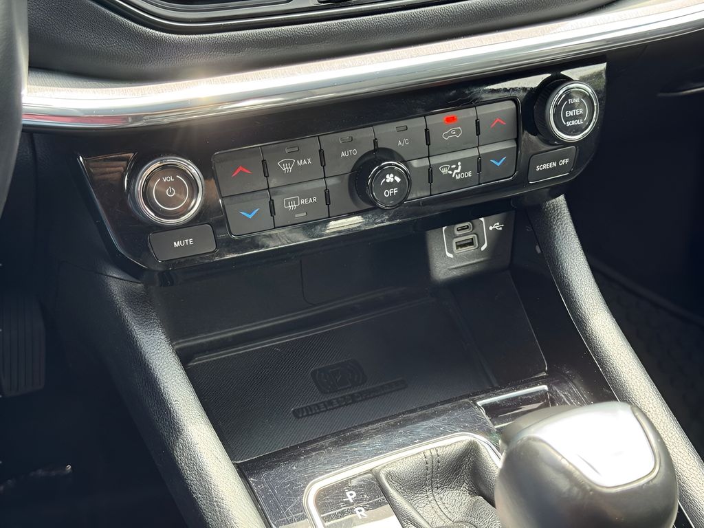Used Car 2022 Jeep Compass  Limited For Sale Under $25,000 In Austin, Texas