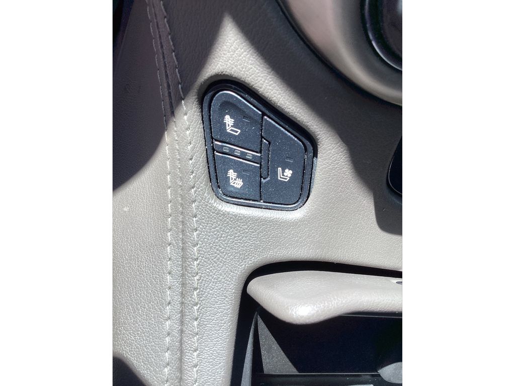 Used 2018 GMC Yukon SUV