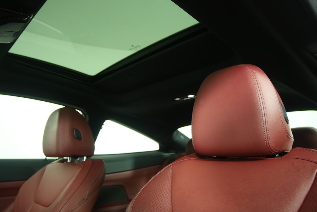 Thumbnail: 2024 BMW 4 Series - 10