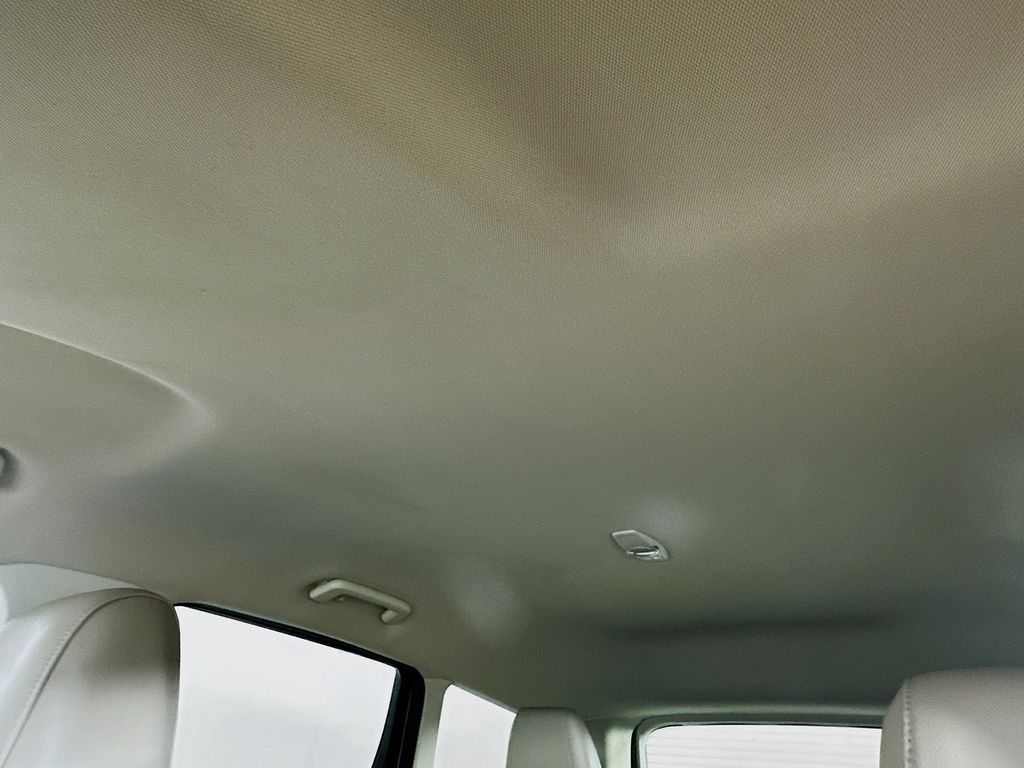 Used 2017 White Ford SE image 21